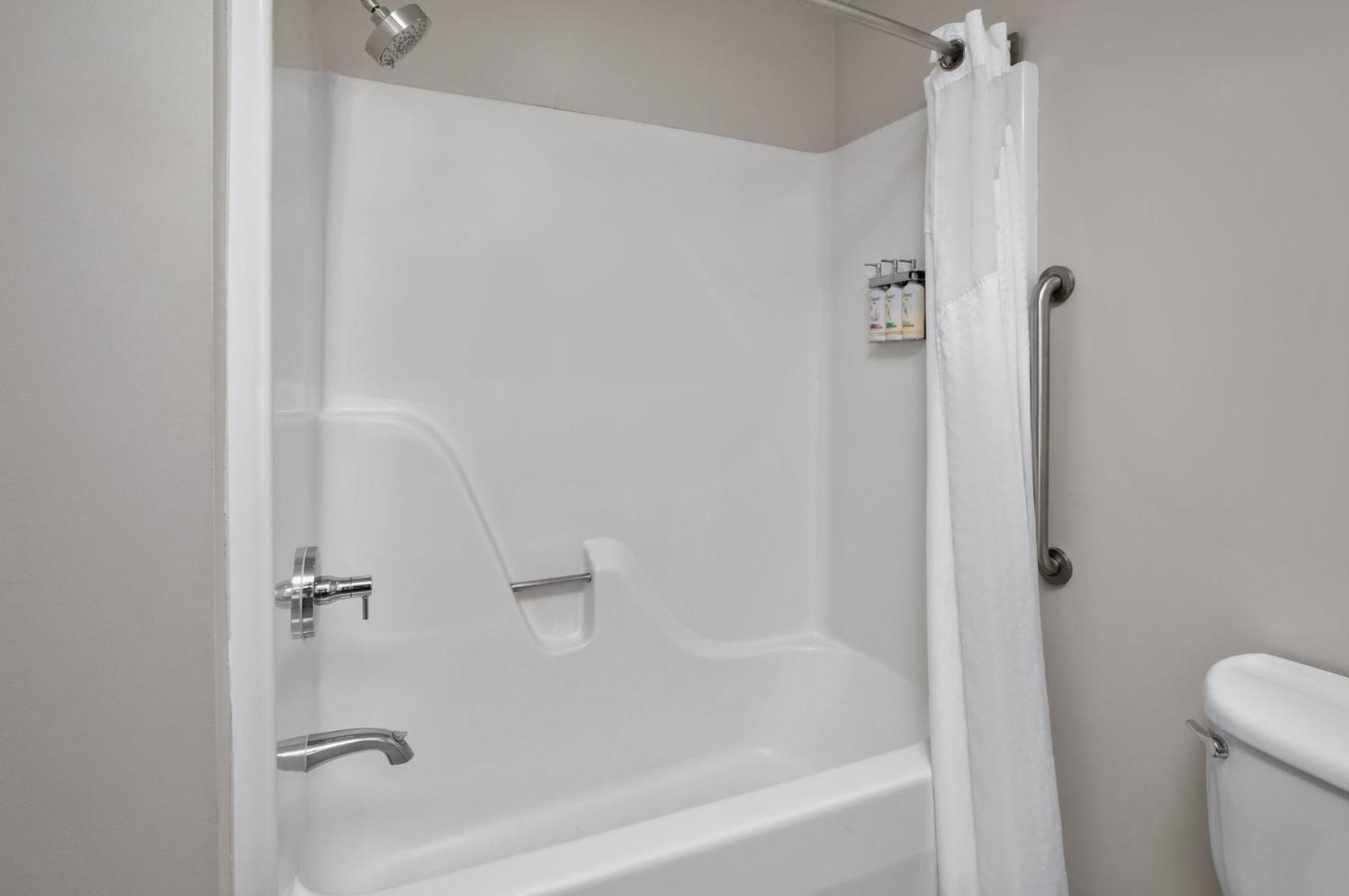 Holiday Inn Express Hotel & Suites Grand Rapids-North By Ihg Walker Buitenkant foto