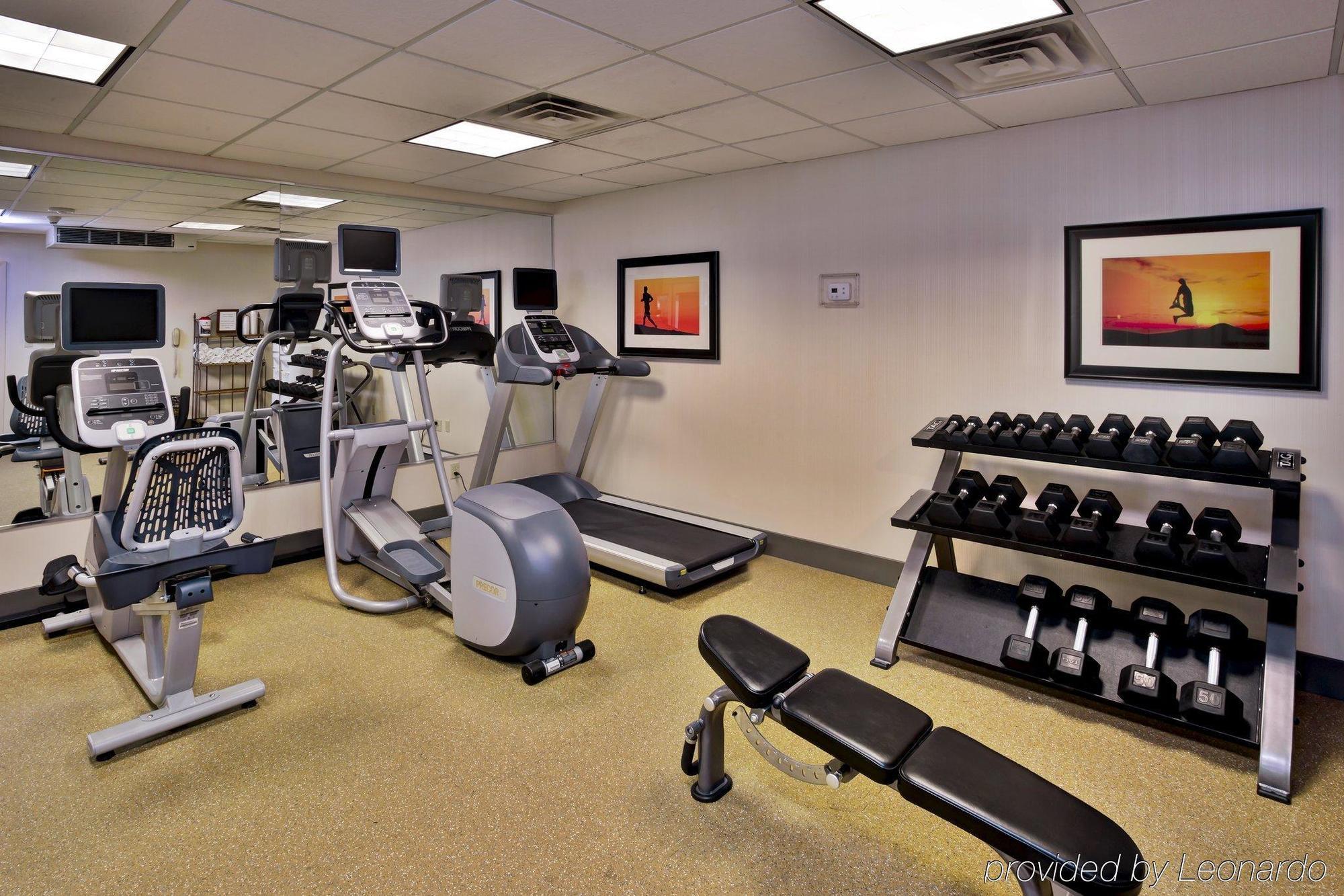 Holiday Inn Express Hotel & Suites Grand Rapids-North By Ihg Walker Buitenkant foto