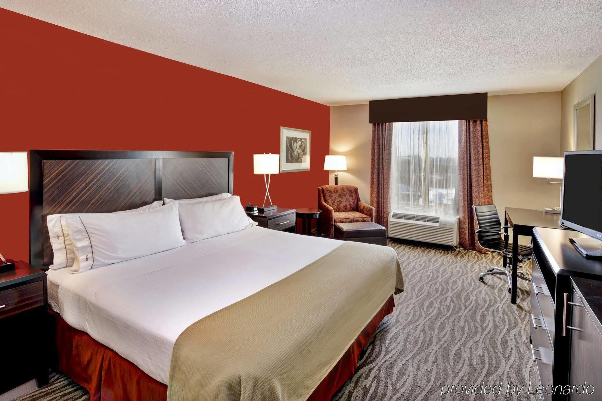 Holiday Inn Express Hotel & Suites Grand Rapids-North By Ihg Walker Buitenkant foto