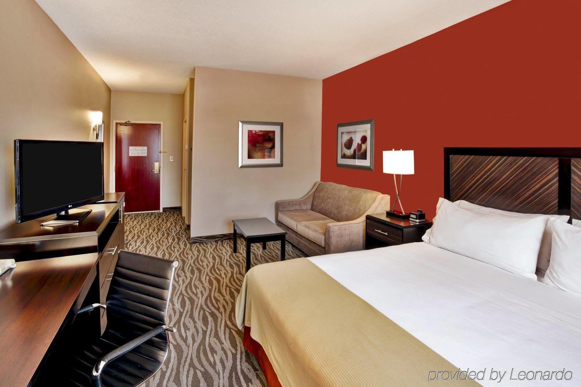 Holiday Inn Express Hotel & Suites Grand Rapids-North By Ihg Walker Buitenkant foto